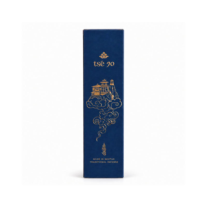 Tsé Organics incense packaging showing 30 sticks, burn time and safety directions