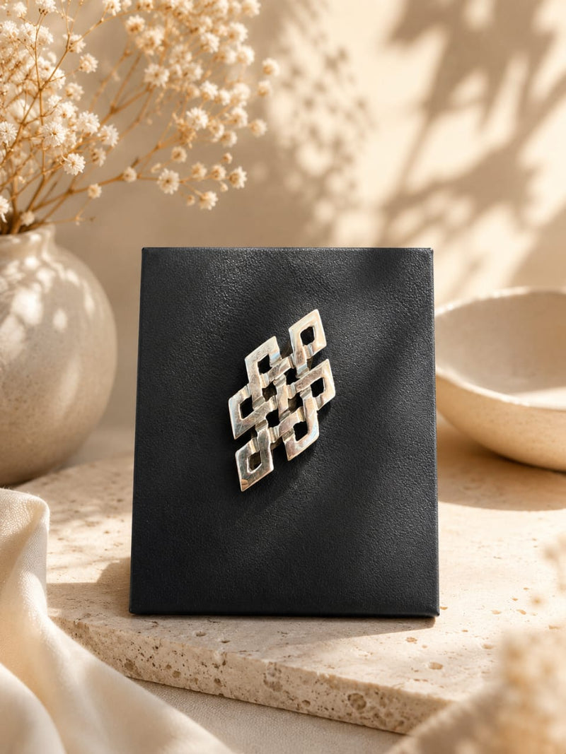 Endless Knot Silver Brooch – 925 Sterling Silver