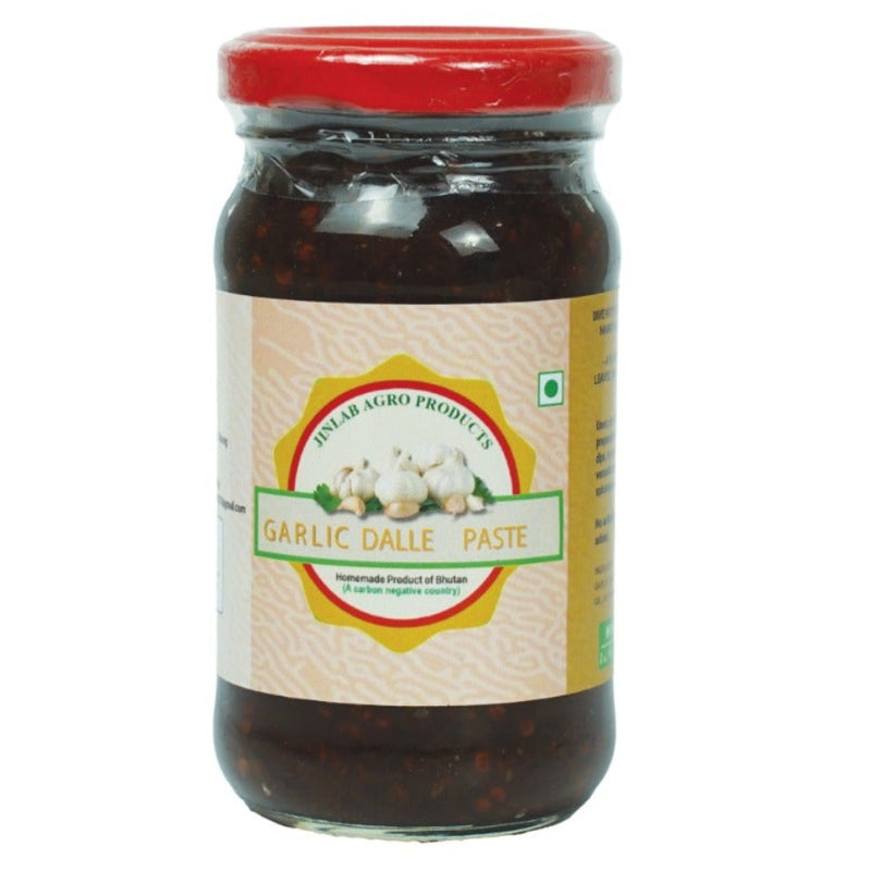 Bhutanese Garlic Pickle – Homemade Traditional Taste (200g)